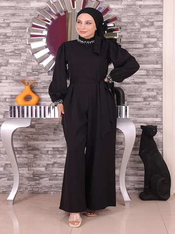 MODAMIHRAM Dress in Black: front