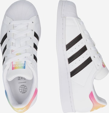 ADIDAS ORIGINALS Σνίκερ 'Superstar' σε λευκό