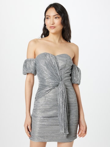 Chi Chi London Cocktail dress in Grey: front