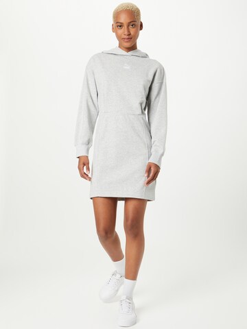 Robe PUMA en gris