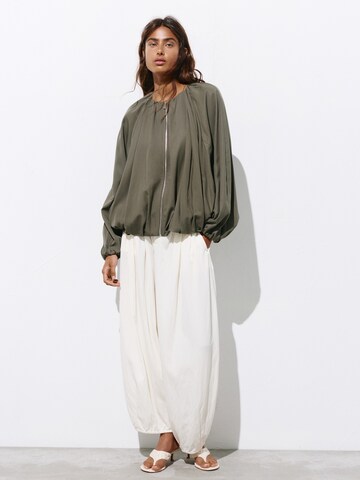 Veste mi-saison Pull&Bear en vert