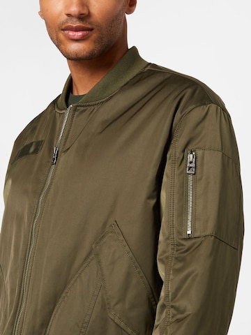 ESPRIT Between-Season Jacket in Green