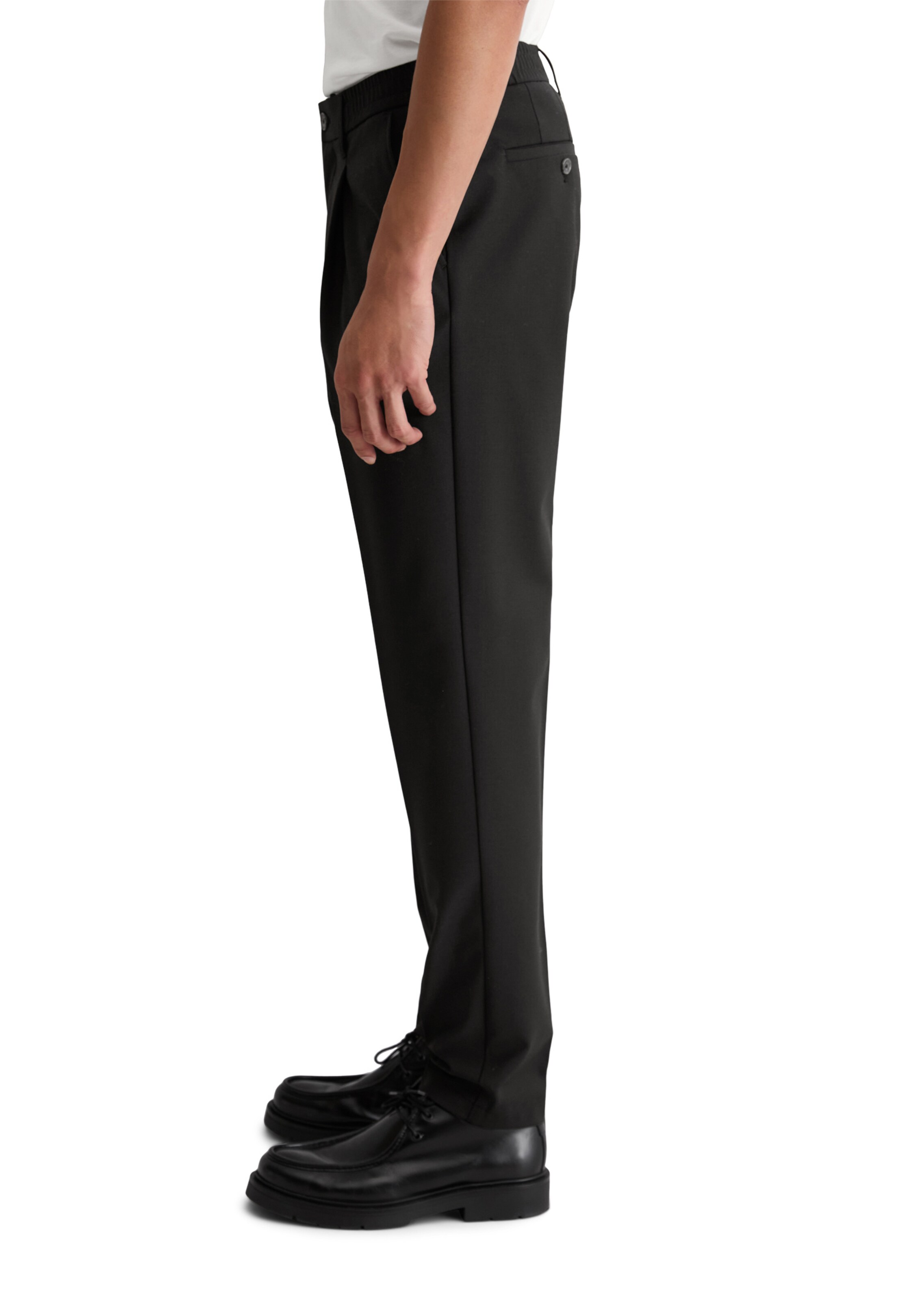 Marc O'Polo Slim fit Trousers in Black
