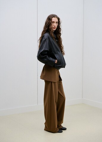 MANGO Wide leg Pleat-Front Pants 'Systeck' in Brown