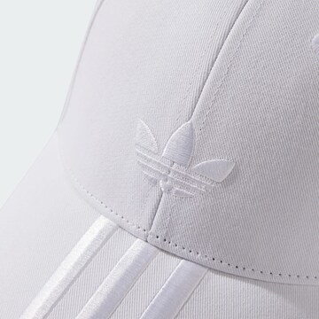 ADIDAS ORIGINALS - Gorra en blanco
