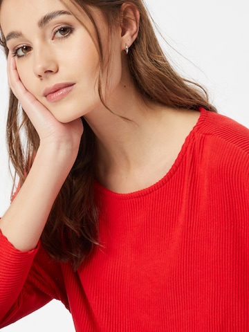 VERO MODA Shirt 'FANNIE' in Rood