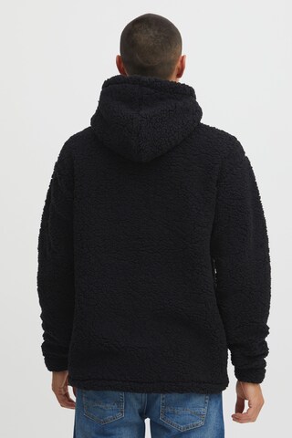 11 Project Pullover in Schwarz