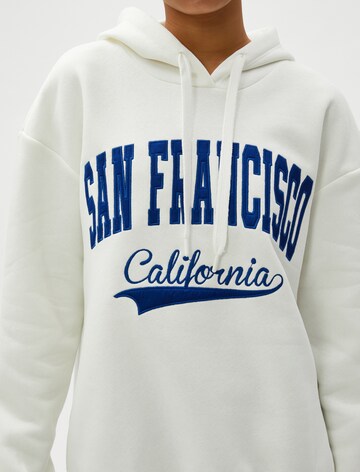 Koton Sweatshirt in White