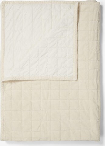 ESSENZA Blankets 'Julia' in Beige: front