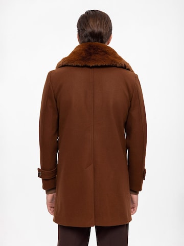 ruda Antioch Žieminis paltas