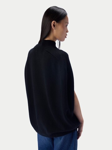 juoda GOBI Cashmere Apsiaustas