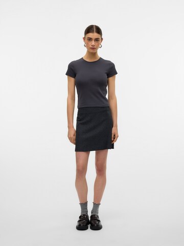 Maglietta 'VMChloe' di VERO MODA in grigio