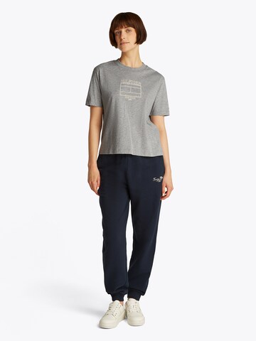 TOMMY HILFIGER Μπλουζάκι σε γκρι