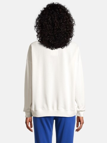 salzhaut Sweatshirt 'MUDDERHUS' in Wit