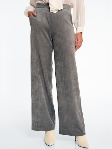 Ana Alcazar Wide leg Broek 'Adima' in Grijs: voorkant