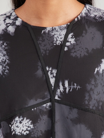 Tricou 'ANTONIA' de la Desigual pe negru