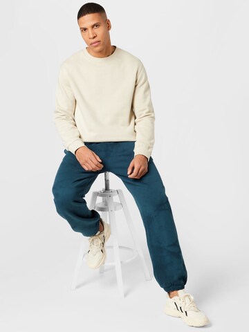 WEEKDAY Sweatshirt i beige