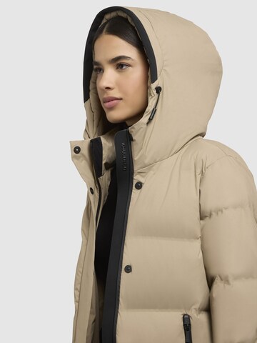 Cappotto invernale di khujo in beige