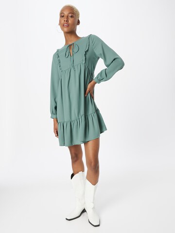 Robe 'Romy' ABOUT YOU en vert : devant