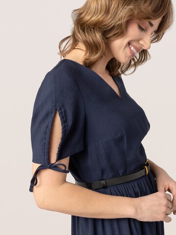 Quiosque Kleid in Blau