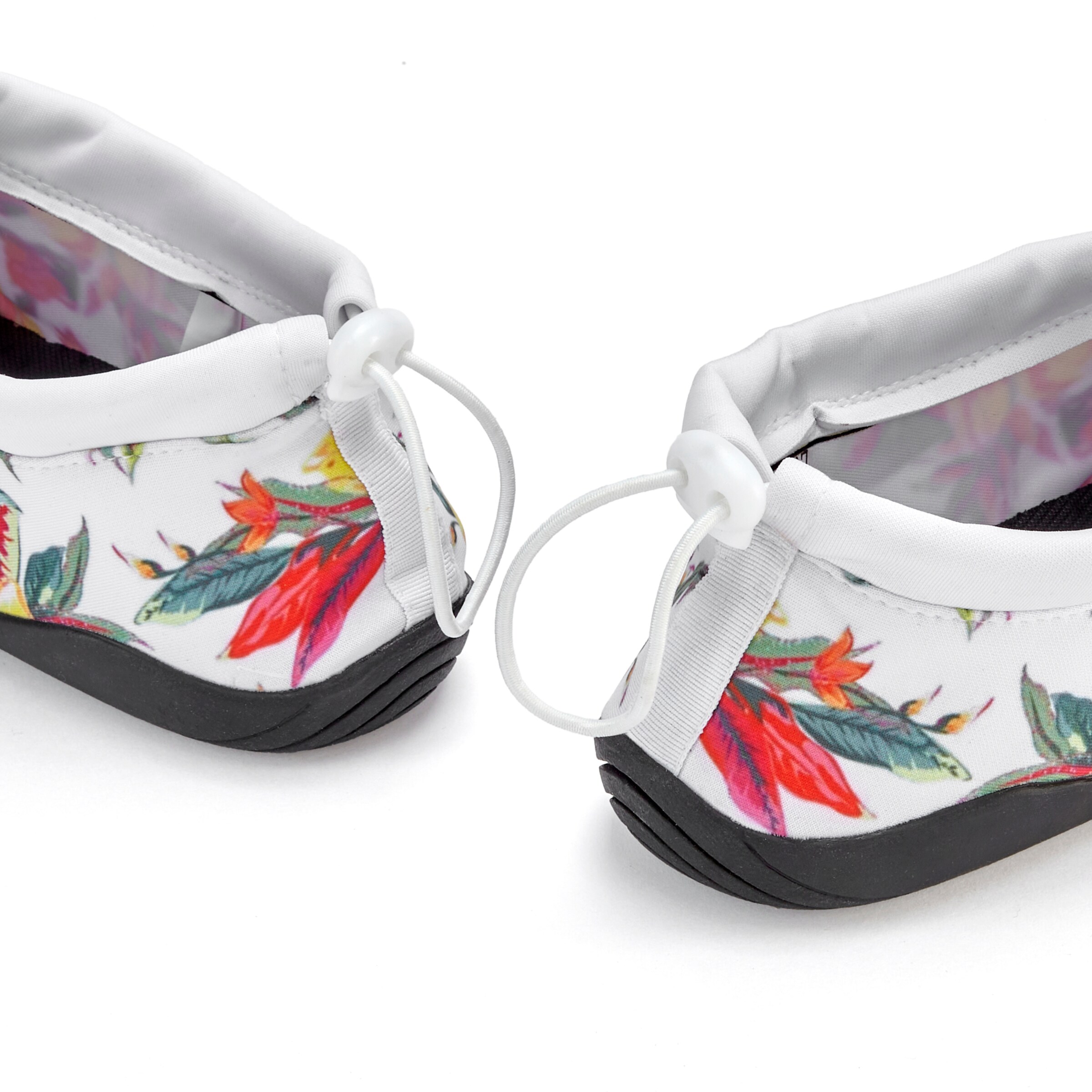 LASCANA - Zapatos para playa y agua en blanco