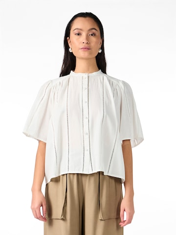 YAS Blouse 'YASGUNIA' in Wit: voorkant
