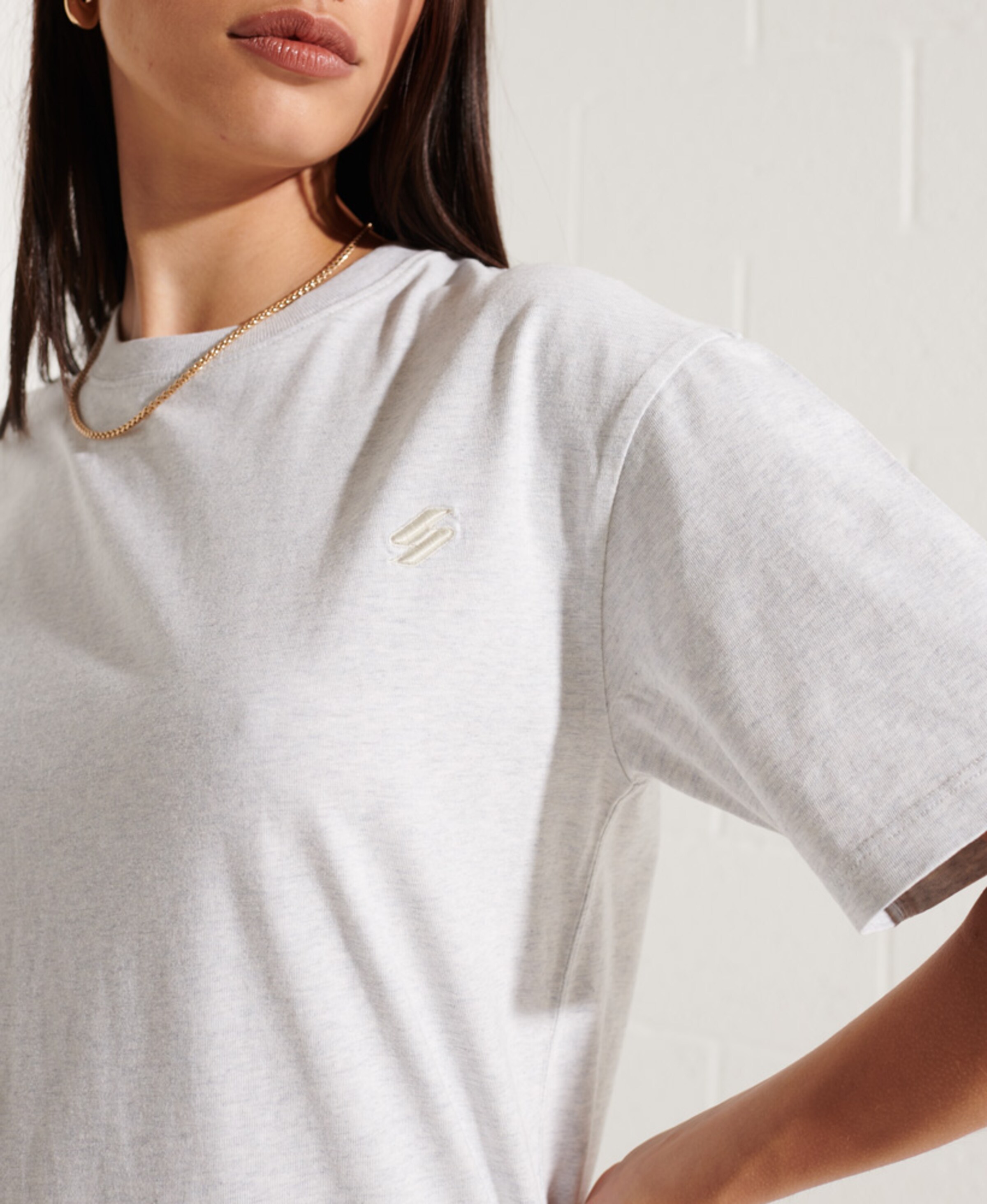 Frauen Shirts & Tops Superdry T-Shirt in Weißmeliert - CR92770
