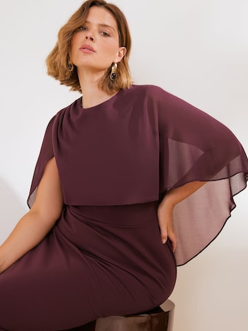Friends Like These Kleid in Rot