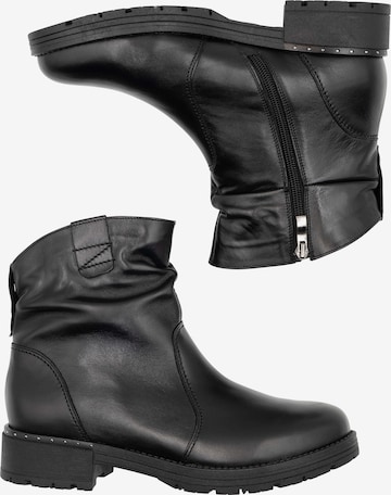 DreiMaster Vintage Ankle Boots in Black