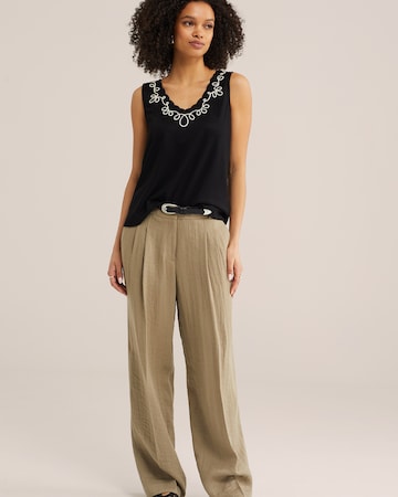 WE Fashion Top in Black