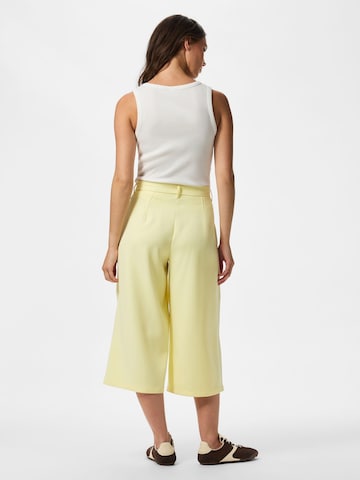 Loosefit Pantaloni 'PCOlivia' di PIECES in giallo