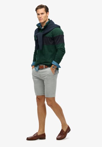 Superdry Regular Shorts 'Offier' in Grau