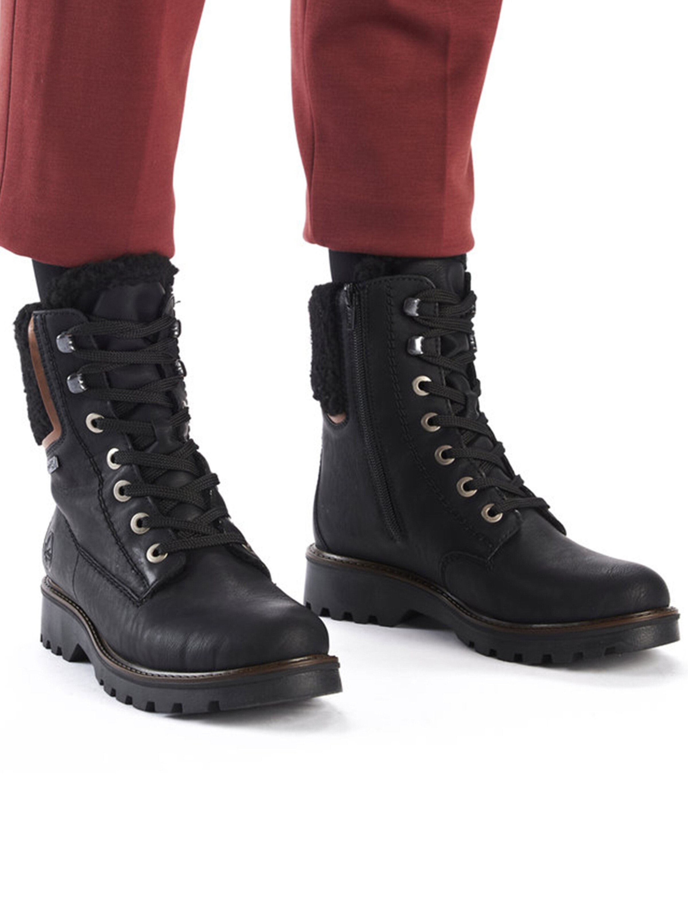 Bottines à lacets Rieker en noir