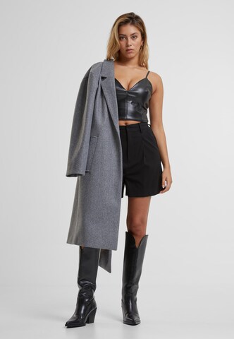 Haut Urban Classics en noir