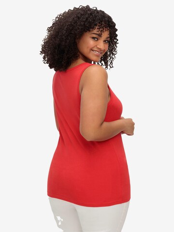 Top di SHEEGO in rosso
