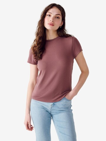 Next Shirt in Pink: front