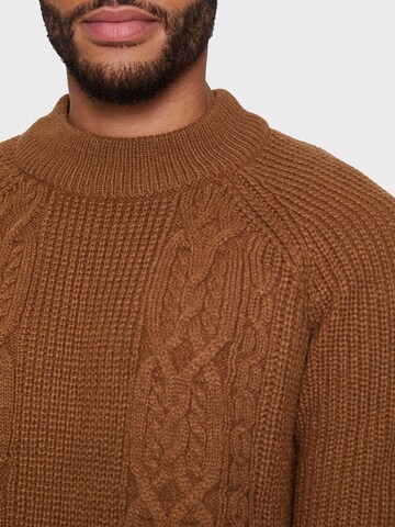 Threadbare Pullover in Braun