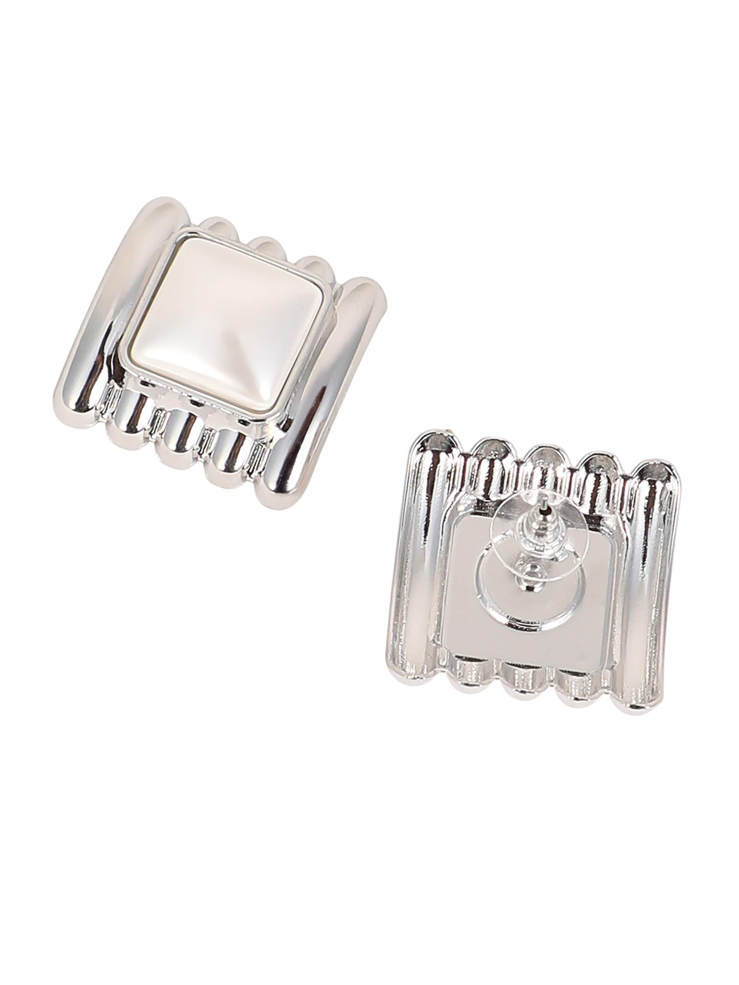 sidabrinė SOHI Auskarai 'Brylee'