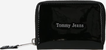 Tommy Jeans Wallet in Black: front