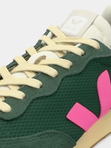 Veja Sneakers laag 'Rio Branco II' in Groen