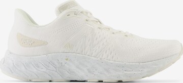 Chaussure de course 'Fresh Foam X EVOZ v3' new balance en blanc