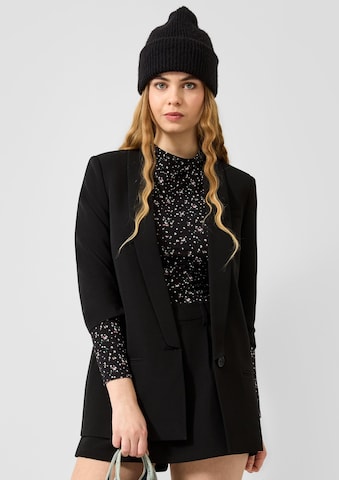 QS Blazer in Black: front