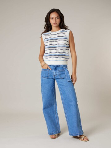 Pull-over 'Serjine' Deeluxe en bleu : devant