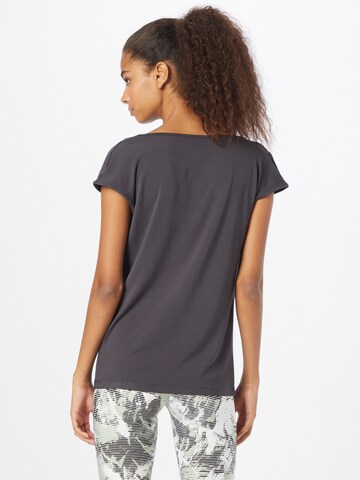 CURARE Yogawear Functioneel shirt in Grijs