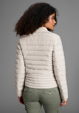 KangaROOS Between-Season Jacket in Beige