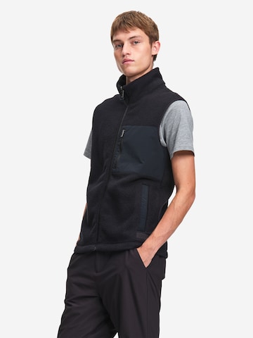 AIGLE Vest 'T-Kit' in Black: front