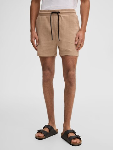 STRELLSON Regular Chino ' Filip ' in Beige: voorkant