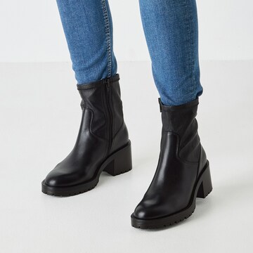 Tamaris Stiefelette in Schwarz