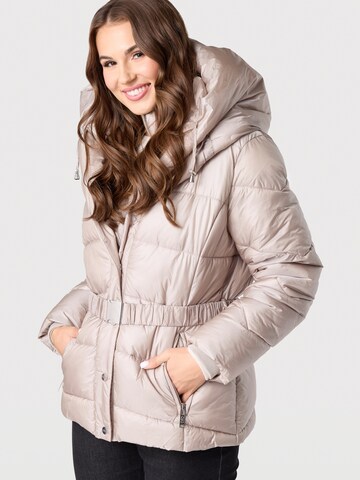 Quiosque Winter jacket in Beige: front