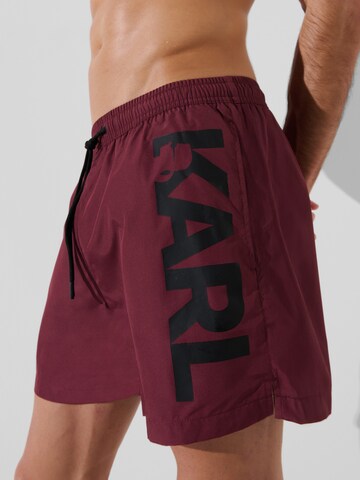 Shorts de bain Karl Lagerfeld en rouge